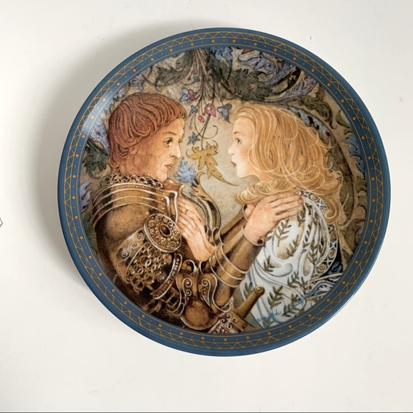 Sulamith Wülfing The Pledge Collector’s Item Decorative Plate